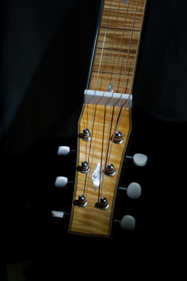 Weissenborn Lap Neck.jpg