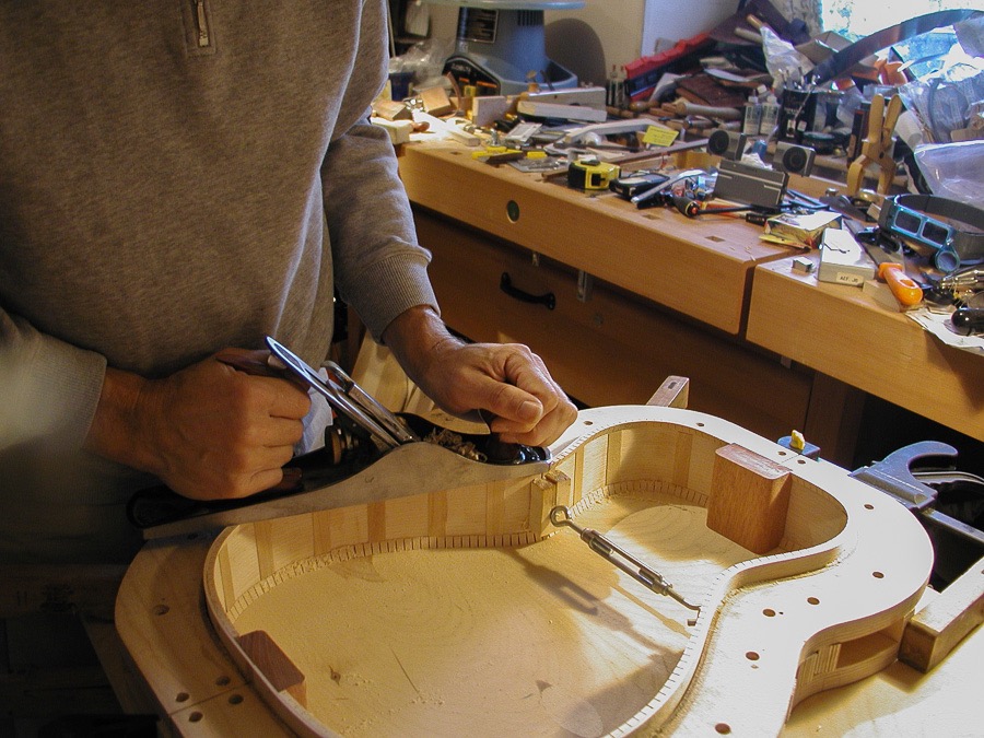 Levelling lining Dobro body.jpg